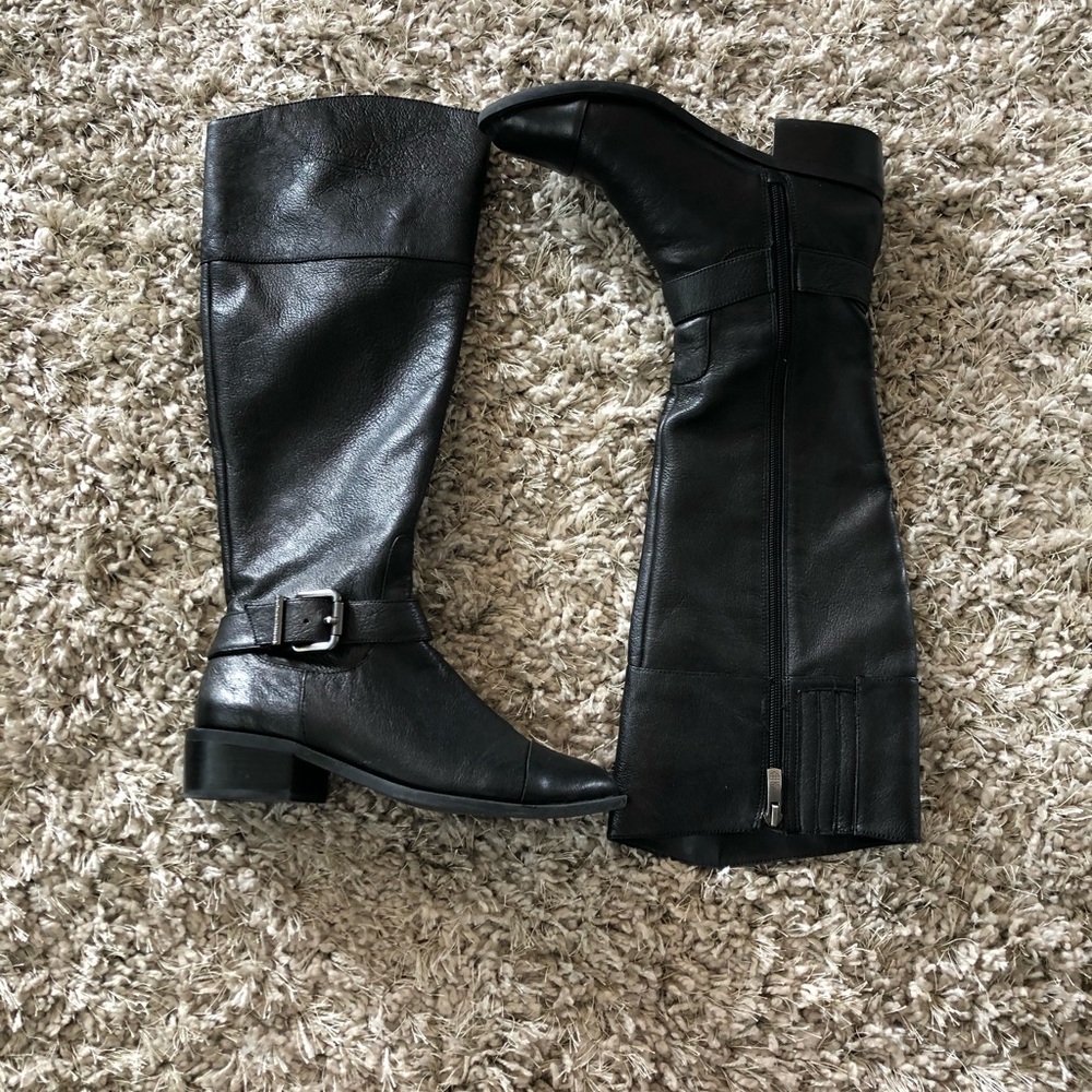 Vince camuto “LEISHA” black leather boots